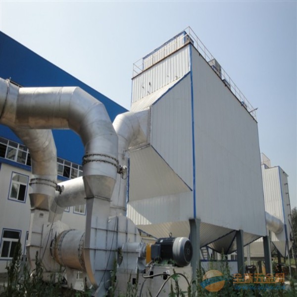 工業(yè)粉塵處理案例-使用脈沖布袋除塵器設備